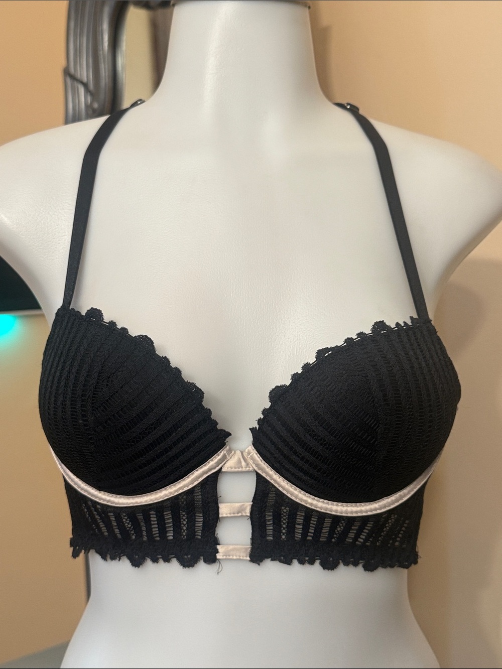 intimissimi Black Lace Longline Bra with Cream Accent